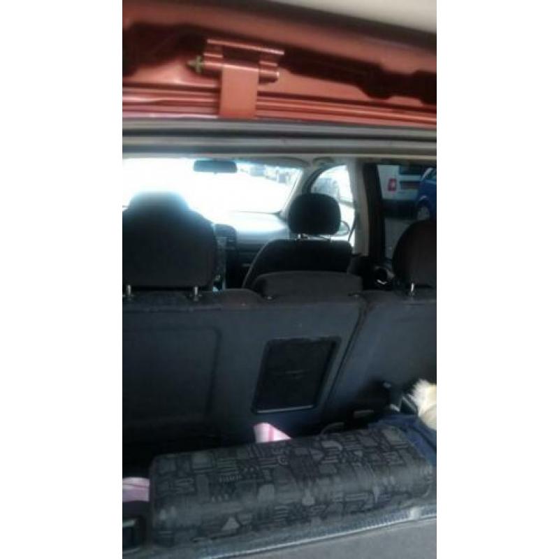 Opel Zafira 1.8 16V 2001 Bruin