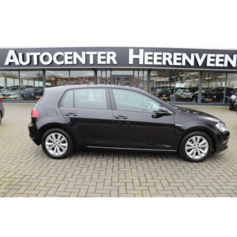 Volkswagen Golf 1.0 TSI Business Edition Connected 50 procen