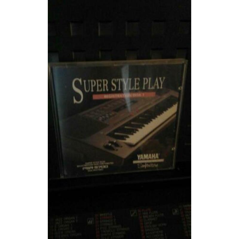 yamaha psr 6700 & 12 diskettes