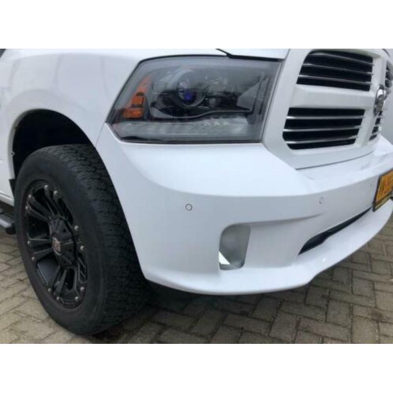 Dodge Ram 1500 5.7 V8 Quad Cab 6'4 Luchtvering/Bijtelling44K