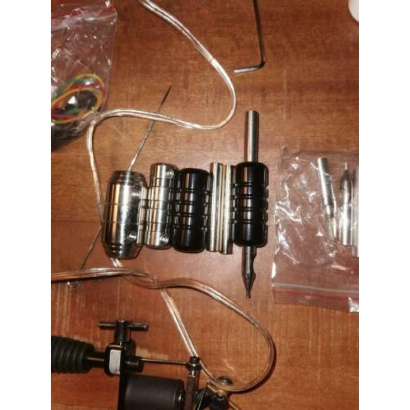 Tattoo set met 2 guns