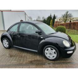 Volkswagen NEW BEETLE 2.0 HIGHLINE