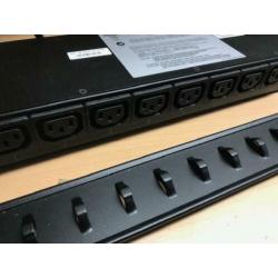 APC AP 7821 Metered Rack PDU 16 Amp