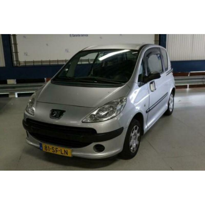 Peugeot 1007 1.4 Urban 55.000KM NAP AANTOONBAAR ! ! !
