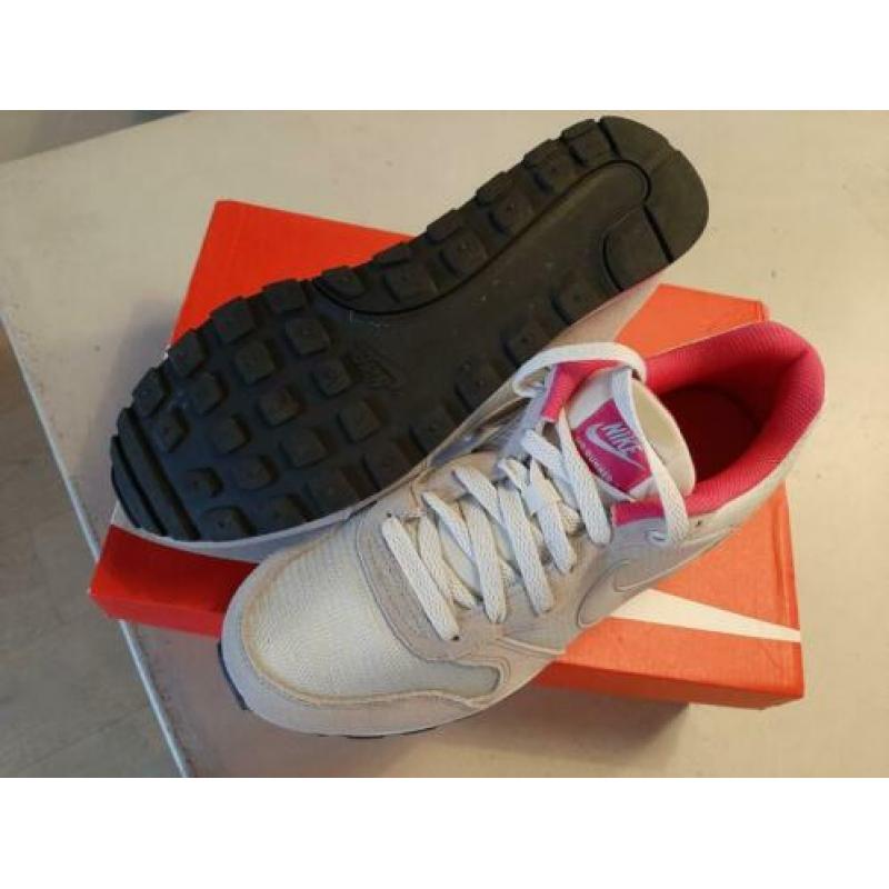 Nike sneakers roze-zilver maat 42,5 zgan