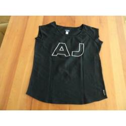 ARMANI zwart shirt met de tekst AJ