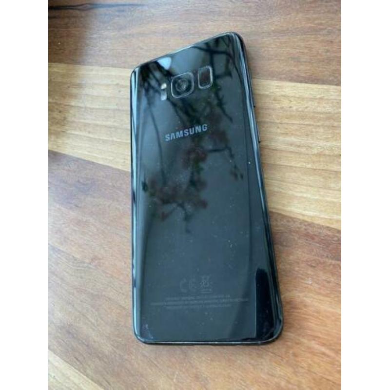 Samsung S8 met barstjes in scherm