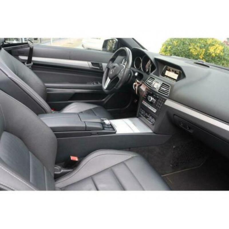 Mercedes-Benz E-Klasse Cabrio 200 Prestige Aircraft Navi Lee