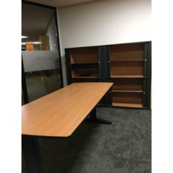 Bespreek tafel / bureau VEPA