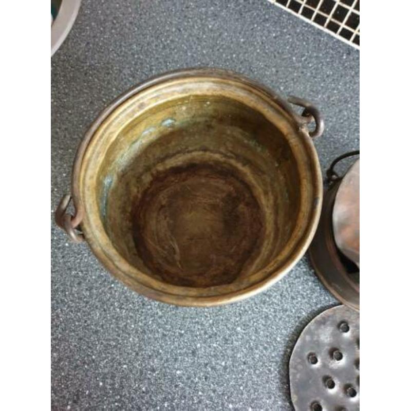Antieke Koper Potten.