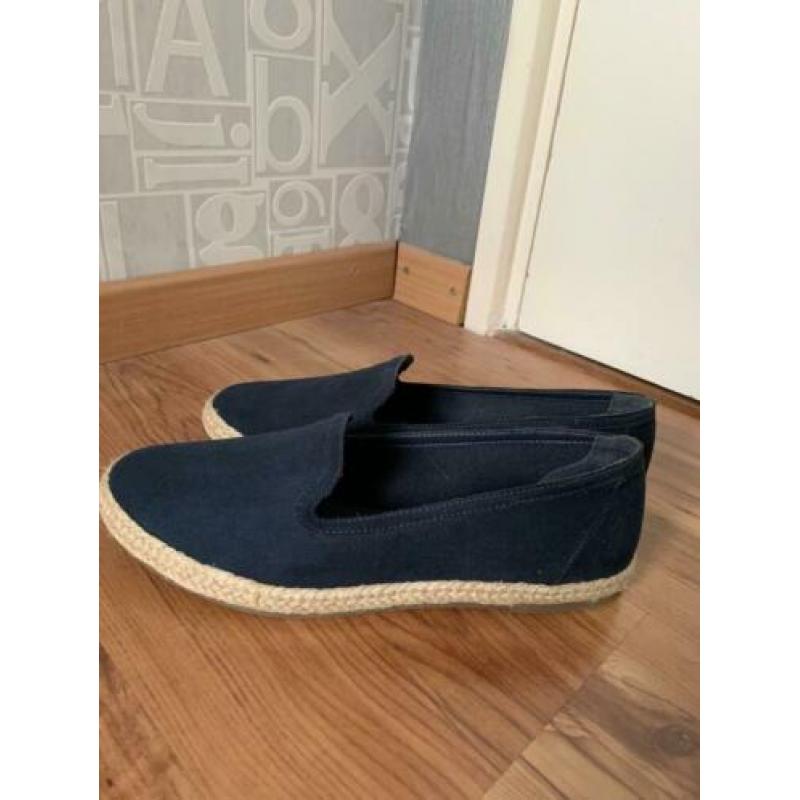 Blauwe espadrilles