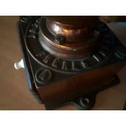 Antieke Koffiemolen Peugeot Freres Brevetes scdg