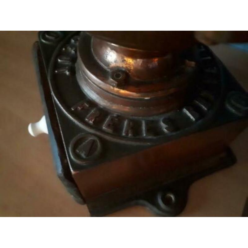 Antieke Koffiemolen Peugeot Freres Brevetes scdg