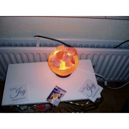 Lamp himalaya zout waxinehouden ionen kamer