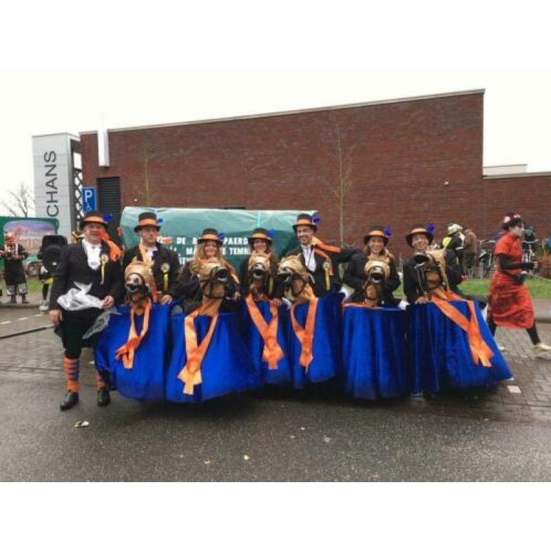 Leuke loopgroep als looppaarden.