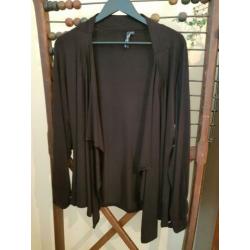Paprika zwart losvallend vestje viscose M =44