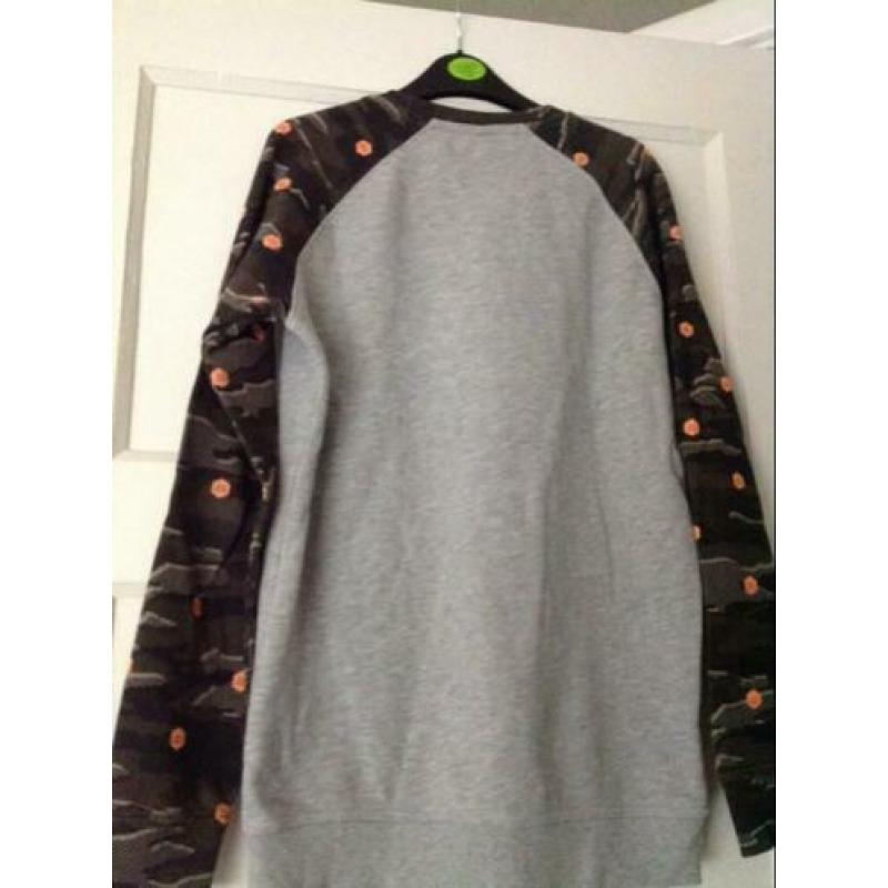 Pakket heren sweater truien/zwarte/blauwe jeans S/evt 176