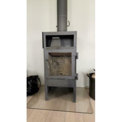 Houtkachel Dik Geurts. Oven bovenin
