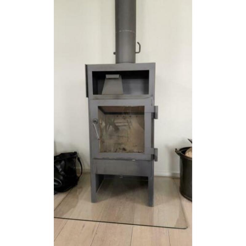Houtkachel Dik Geurts. Oven bovenin