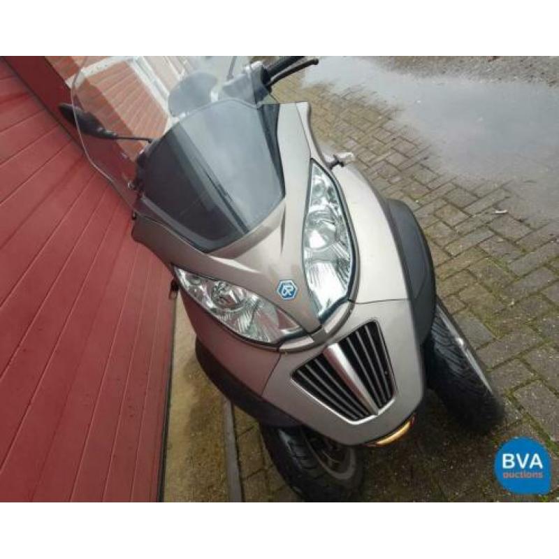 Piaggio MP3 MP 3 300 LT 300 LT (bj 2010)