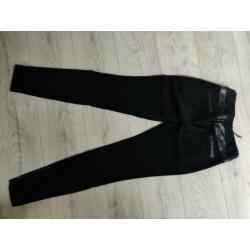 Aaiko zwarte faux leather broek maat xs