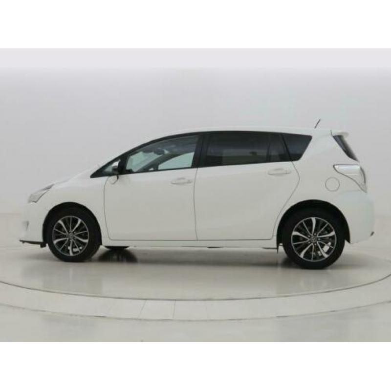 Toyota Verso 1.6 VVT-i Dynamic (bj 2016)