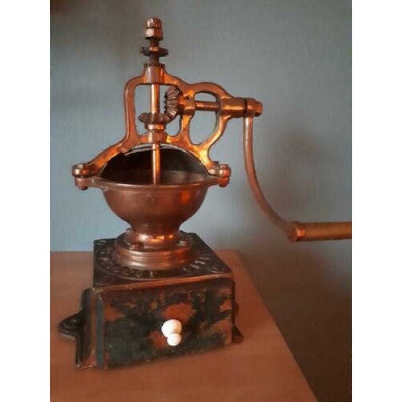 Antieke Koffiemolen Peugeot Freres Brevetes scdg