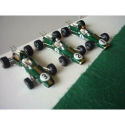 3 X BRABHAM BT 24 in schaal 1:43 van QUARTO.