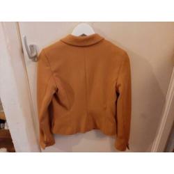 Maat 36 oker gele blazer