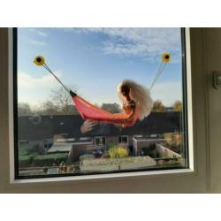 barbie in hangmat