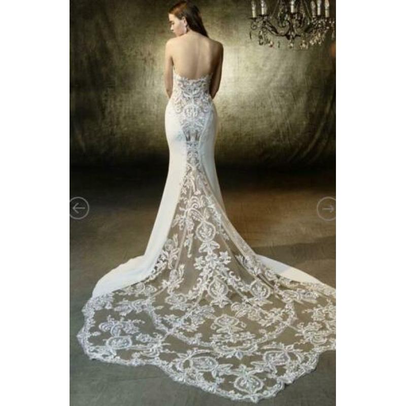 Nieuwe trouwjurk enzoani maat 40/42 strapless bohemian