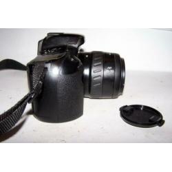 Mooie Minolta Dynax 500si met 35-70mm lens. Izgs.