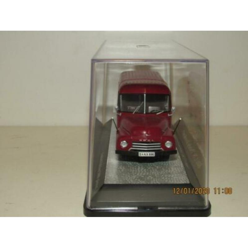 Premium ClassiXXs Blitz Porsche Transporter mint met ovp