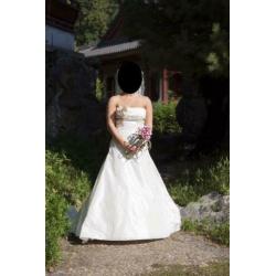 trouwjurk Rembo Styling blanchefleur
