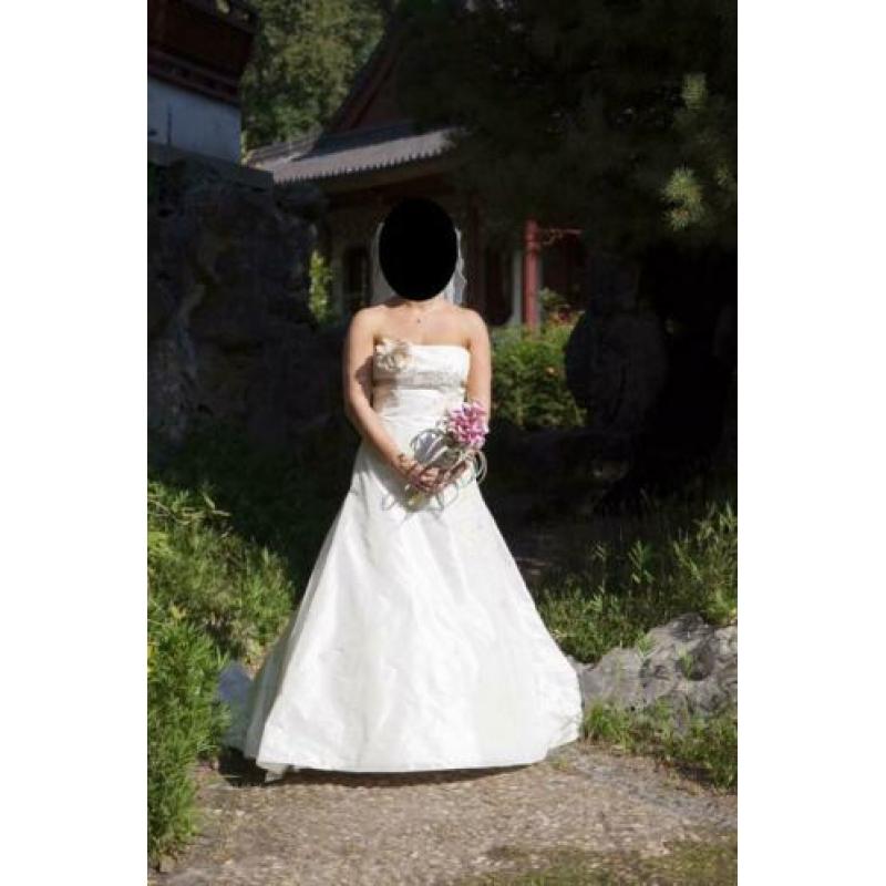 trouwjurk Rembo Styling blanchefleur