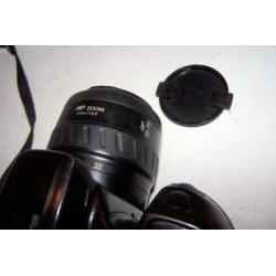 Mooie Minolta Dynax 500si met 35-70mm lens. Izgs.
