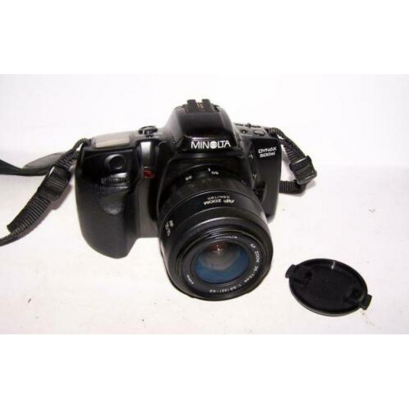 Mooie Minolta Dynax 500si met 35-70mm lens. Izgs.