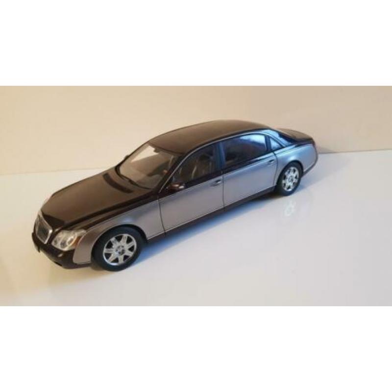 AUTOart Mercedes Maybach 62