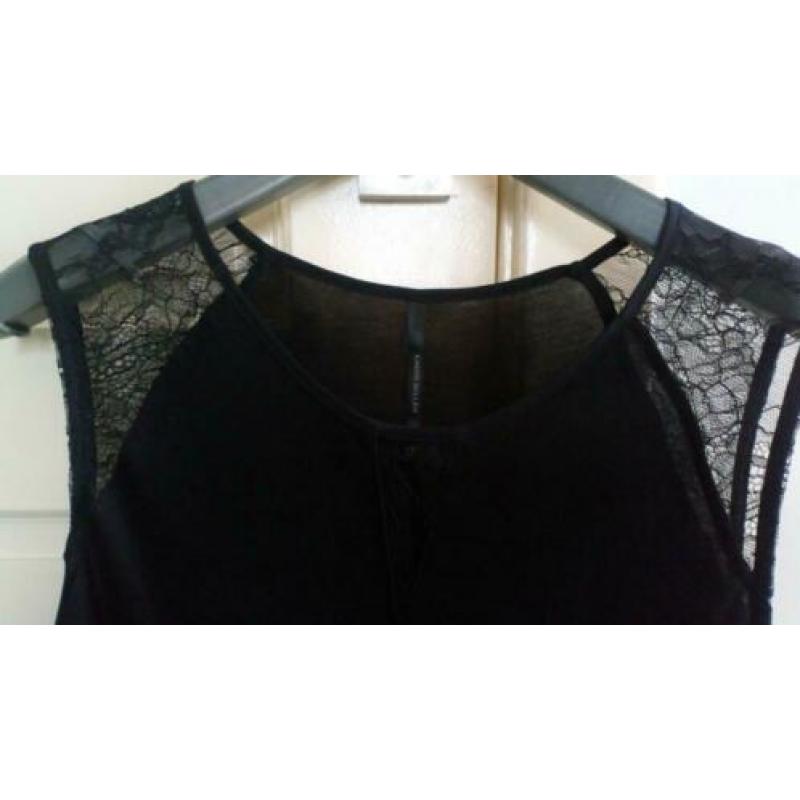 Top Karen Millen maat 36-38 (maat 12) zgan