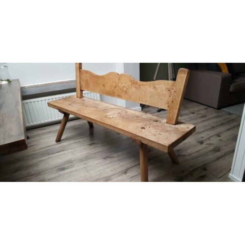 Gave houten bank voor bij eettafel