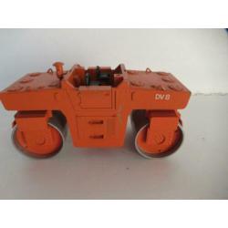 NZG Wals Opknapper DV8 nr: 224 1:25 Tandemroller