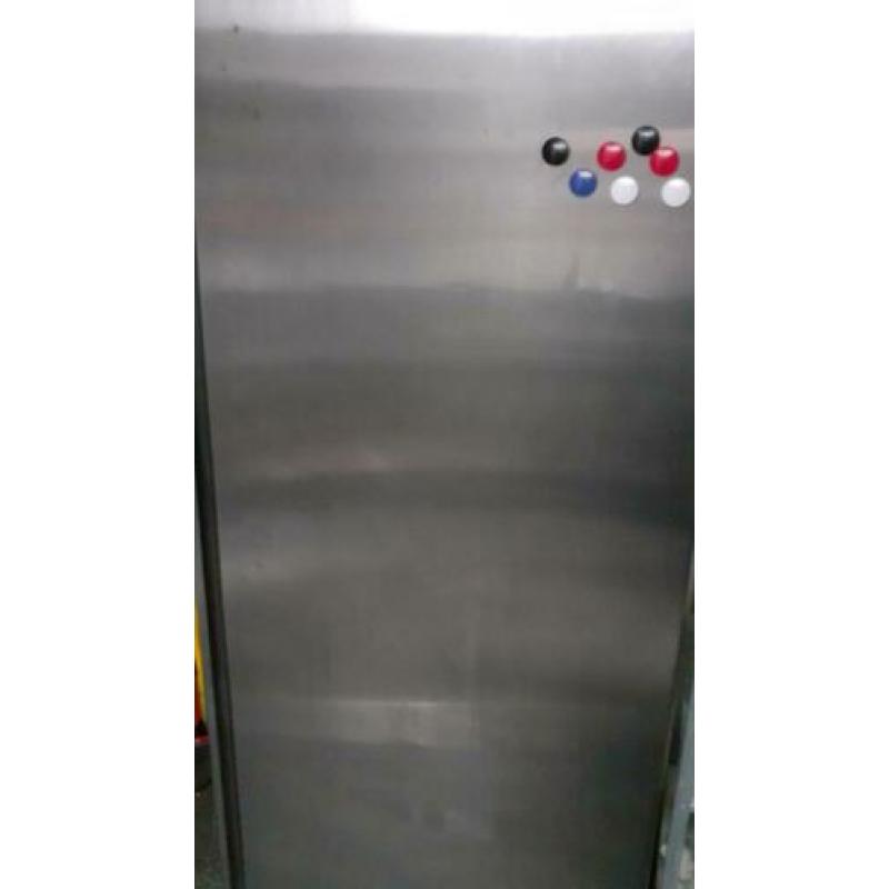 Koelkast en vriezer polar 800 liter