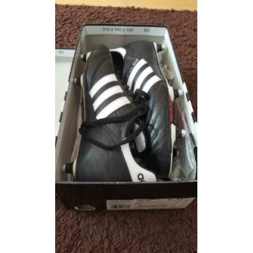 Ongedragen nieuwe Adidas worldcup voetbalschoenen Maat 8,5