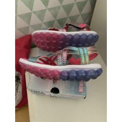 Skechers nieuw sandaal 30 meisje memory foam skech-air