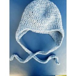 Gehaakt mutsje baby newborn fotoshoot blauw