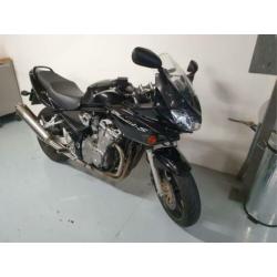 SUZUKI GSF 600S Bandit (bj 2000)