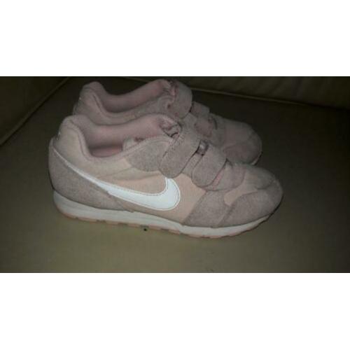 nike schoenen maat 29/5