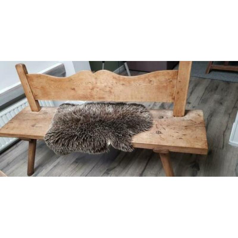 Gave houten bank voor bij eettafel