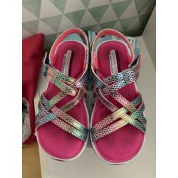 Skechers nieuw sandaal 30 meisje memory foam skech-air
