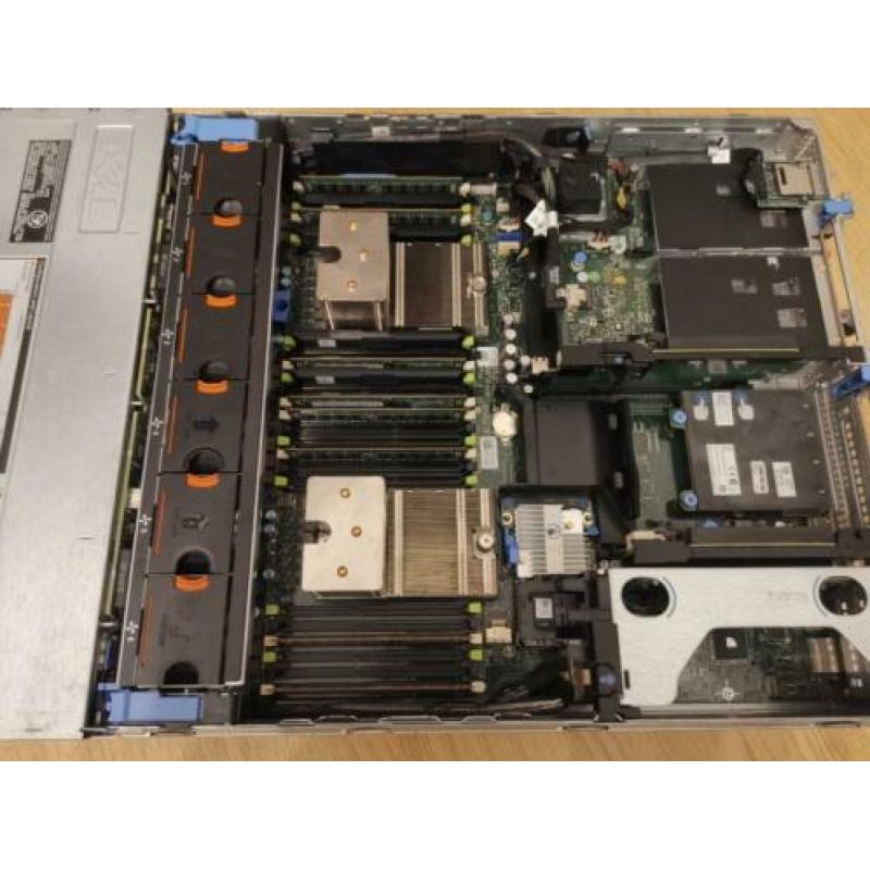Dell R720xd: 2x E5-2690, 64GB DDR3, 12x 3.5" bays
